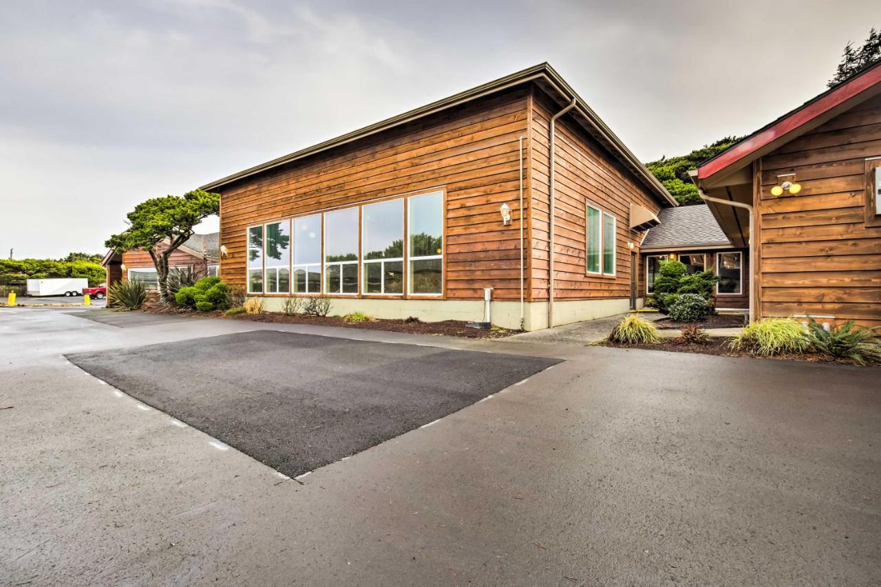 Comfortable Lincoln City Condo With Patio And Views! Buitenkant foto