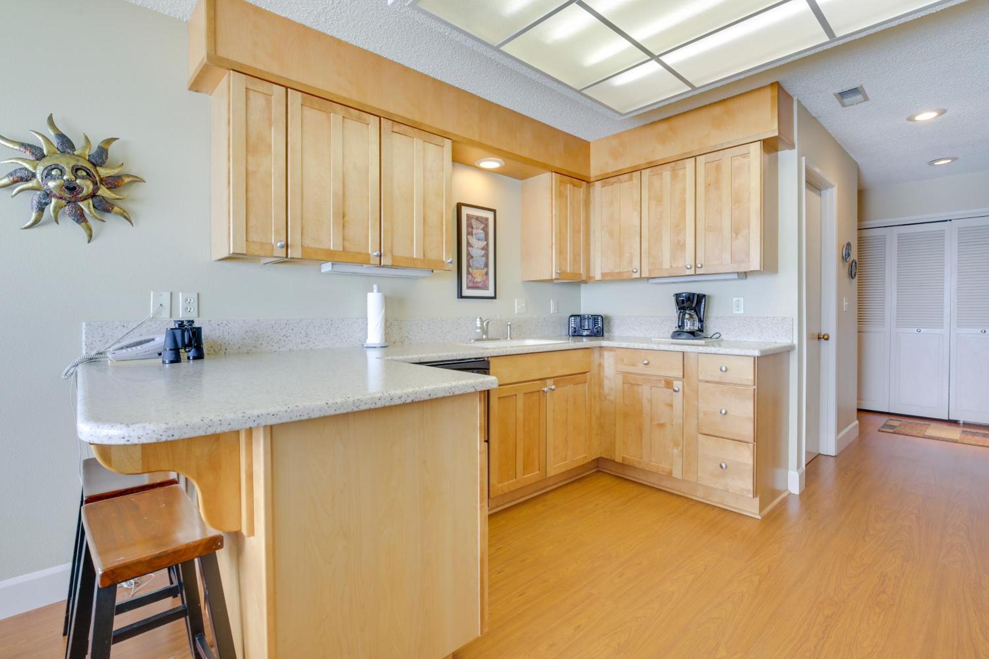 Comfortable Lincoln City Condo With Patio And Views! Buitenkant foto